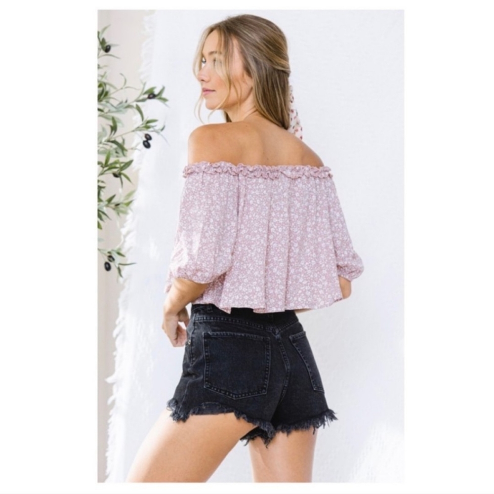 ✨OFF SHOULDER CROP TOP-FLORAL. NEW. - Picture 6 of 6